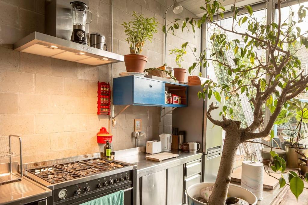Mari'S: Multifunctional Shelter With Big Garden Villa Gent Bagian luar foto